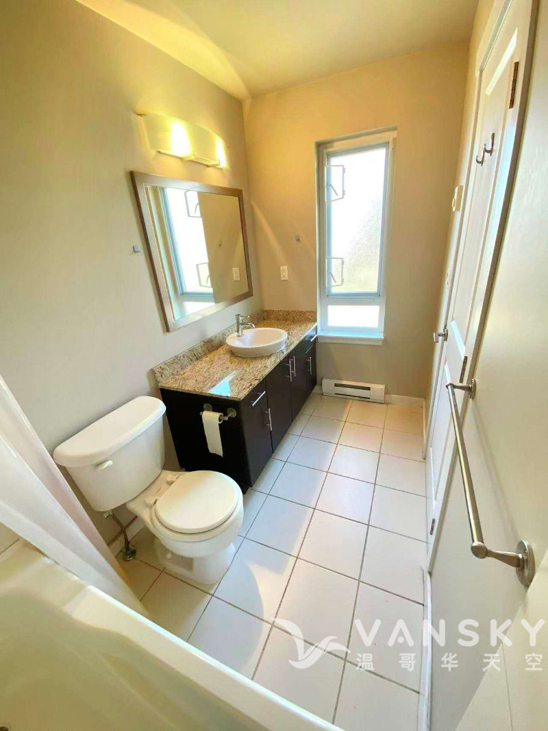 260325004232_9551 Ferndale Bath 2.jpg